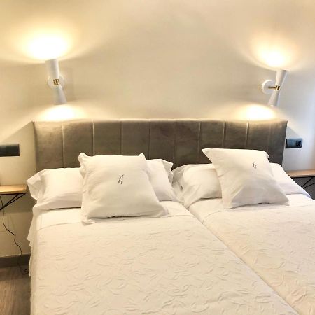 Hostal Astoria Мадрид Екстериор снимка