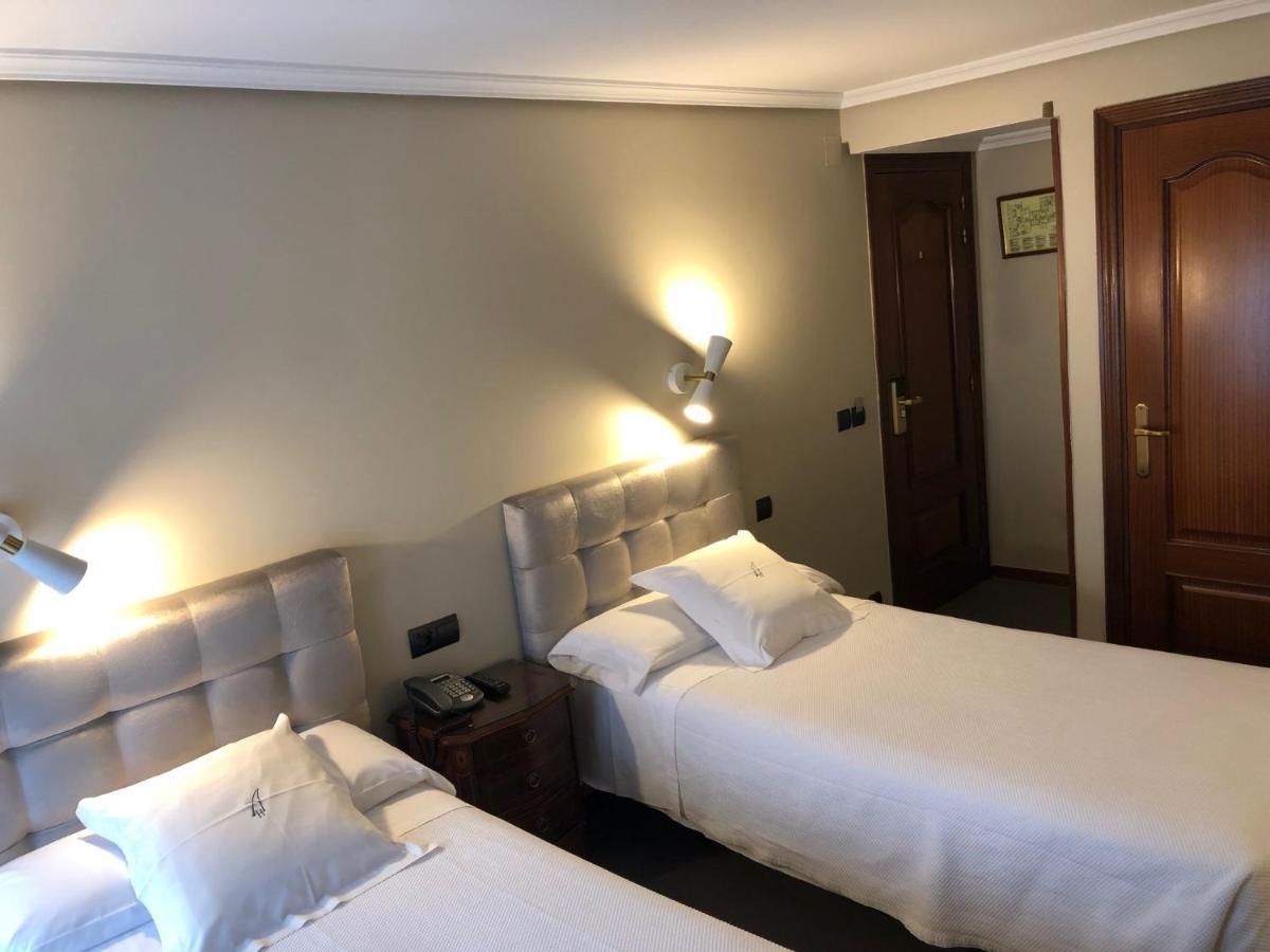 Hostal Astoria Мадрид Екстериор снимка