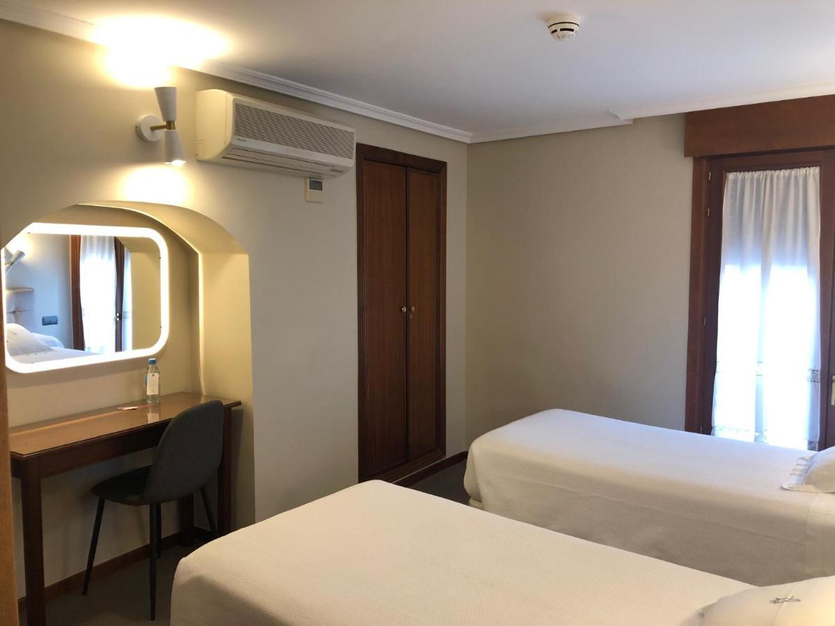 Hostal Astoria Мадрид Екстериор снимка