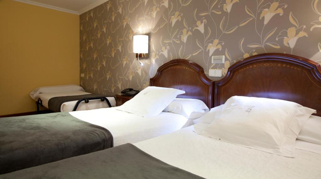 Hostal Astoria Мадрид Екстериор снимка